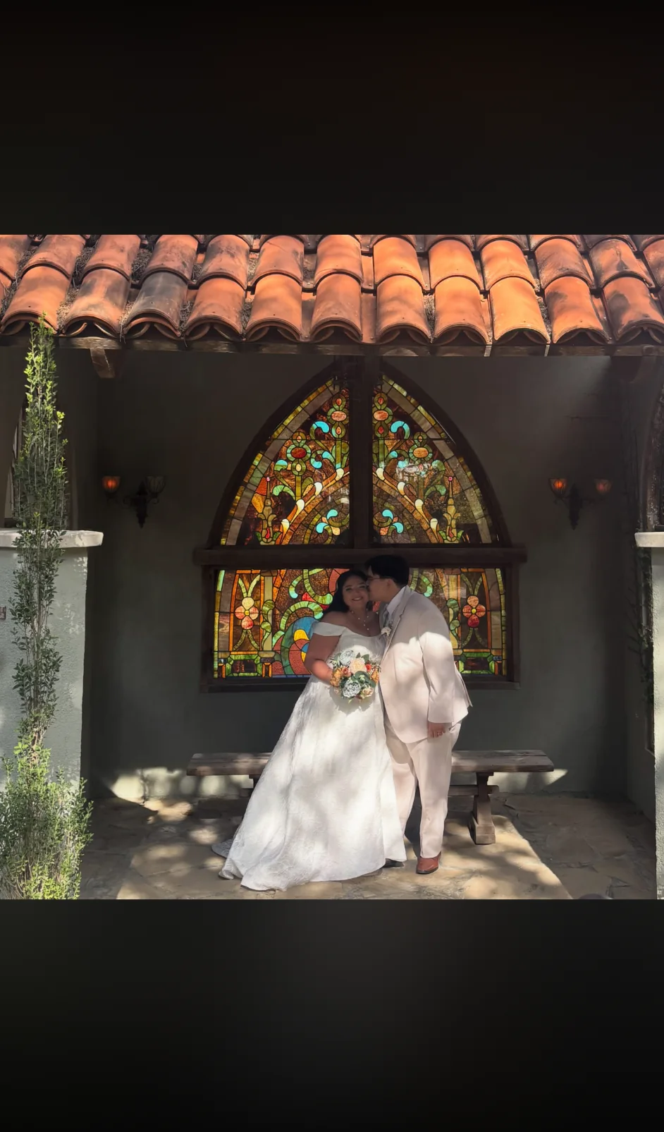 Couple sharing a moment at a Central Texas wedding